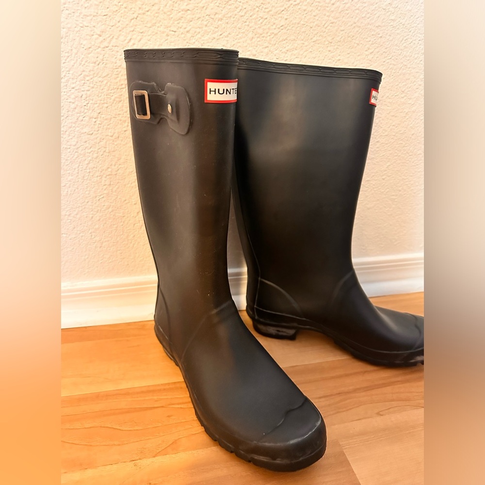 Hunter Tall Wide Calf Rain Boots